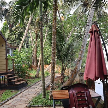 Greenchromide Homestays Mundrothuruth Extérieur photo