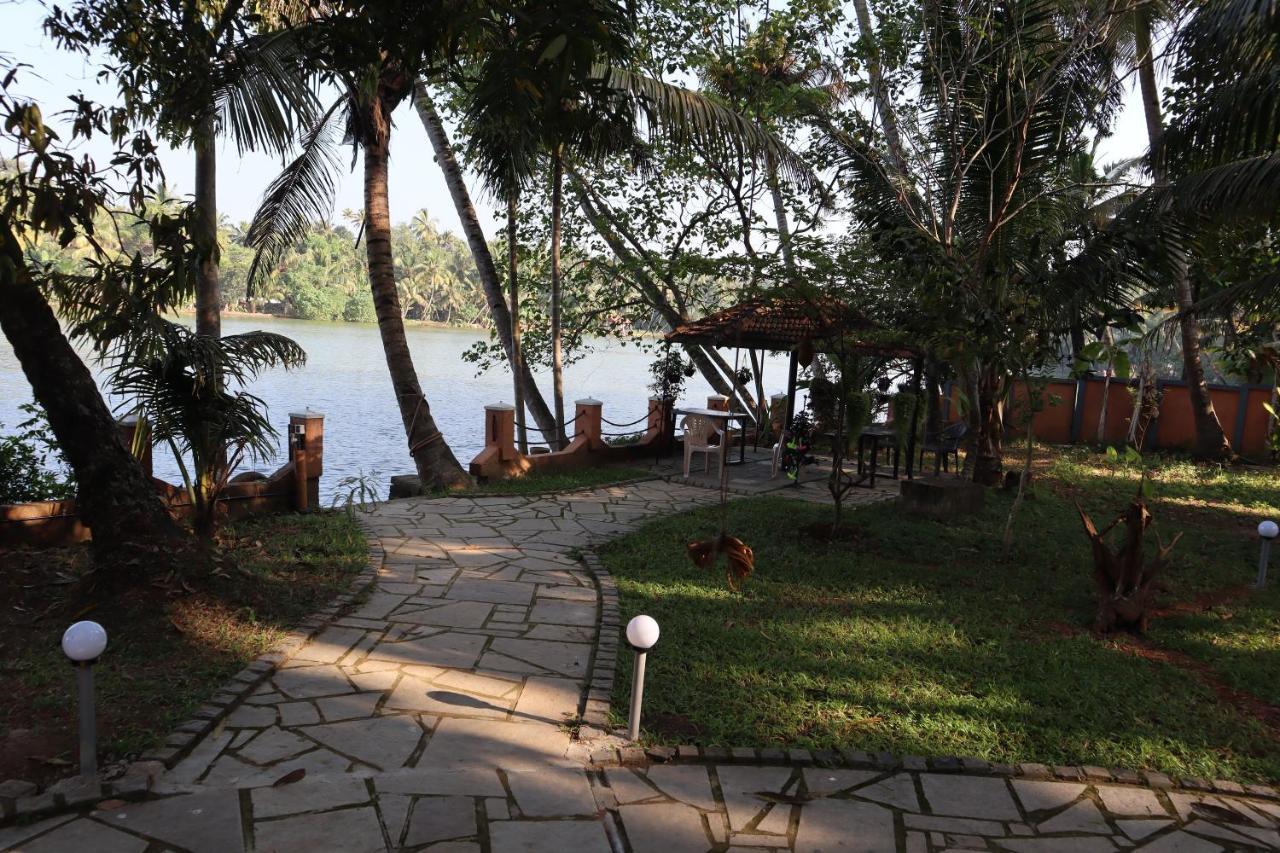 Greenchromide Homestays Mundrothuruth Extérieur photo